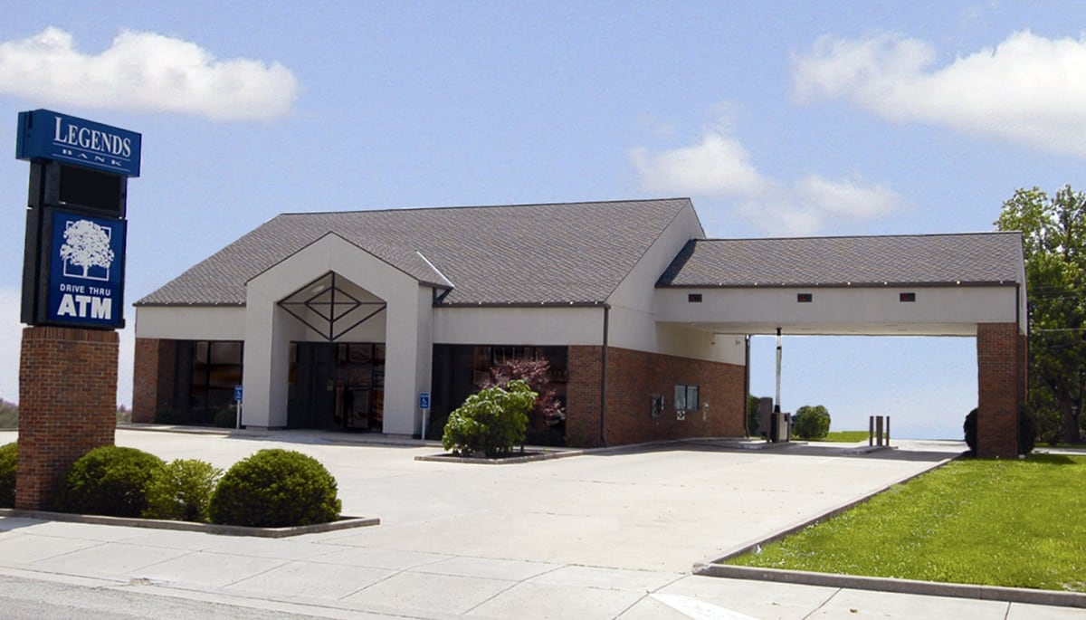 A photo of our bank branch in Belle, Missouri.